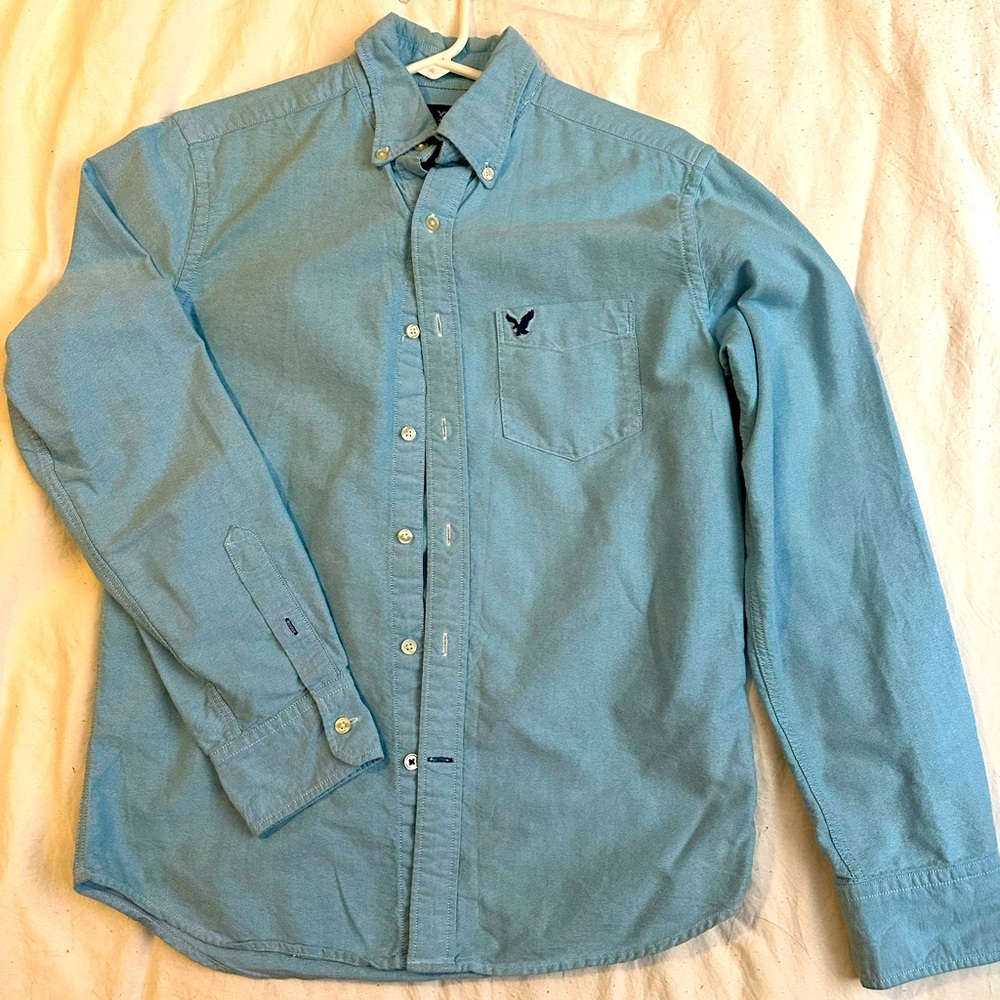 American Eagle Button Down. Size Small